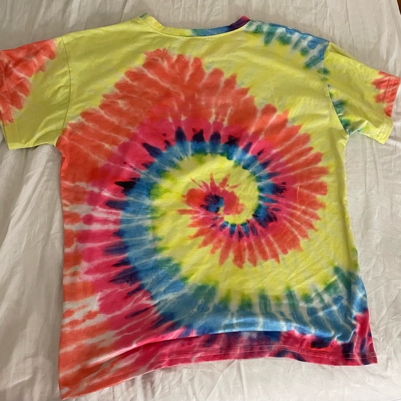 Shein Alien print Tie Dye
Size - M
Will iron before shipping - Picture 2 of 3